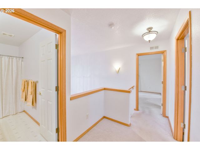 1315 Ne ZACHARY St, Hillsboro, OR 97124