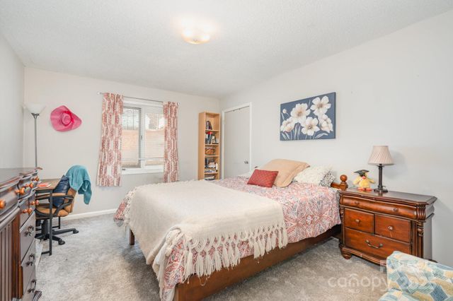 2014 Countrymens Court, Charlotte, NC 28210