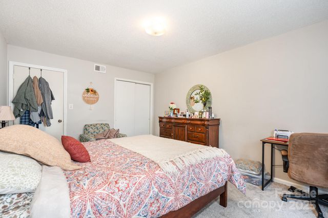 2014 Countrymens Court, Charlotte, NC 28210