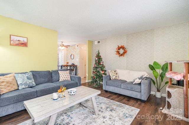 2014 Countrymens Court, Charlotte, NC 28210