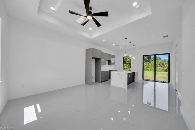 1923 Johns AVE, Lehigh Acres, FL 33972