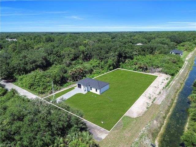 1923 Johns AVE, Lehigh Acres, FL 33972