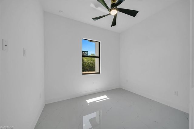 1923 Johns AVE, Lehigh Acres, FL 33972