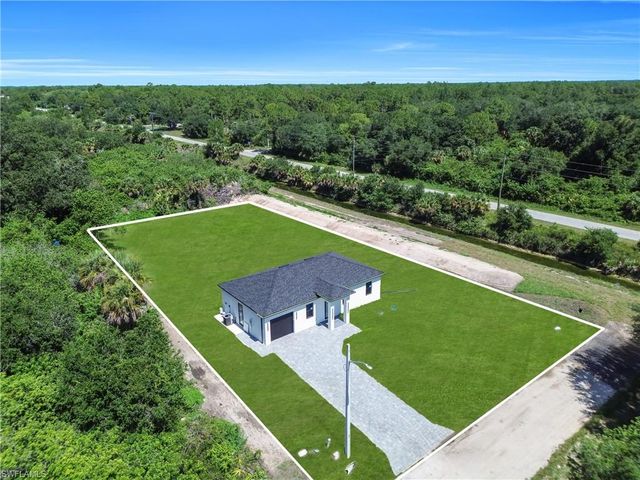 1923 Johns AVE, Lehigh Acres, FL 33972