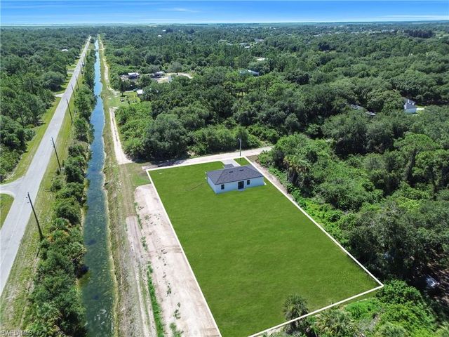 1923 Johns AVE, Lehigh Acres, FL 33972