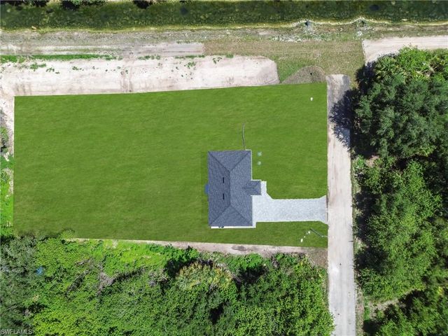 1923 Johns AVE, Lehigh Acres, FL 33972