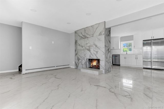 17 Windmill Lane, Levittown, NY 11756