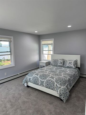 17 Windmill Lane, Levittown, NY 11756