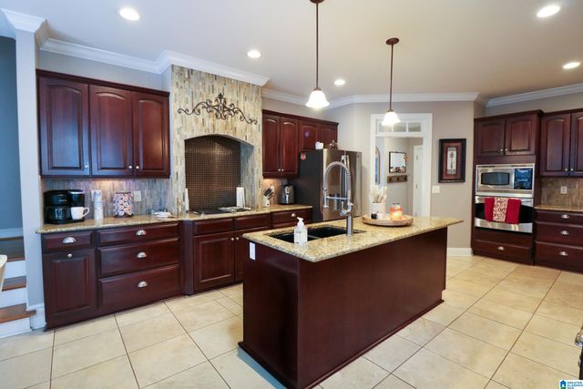 444 EAGLE POINTE DRIVE, Pell City, AL 35128