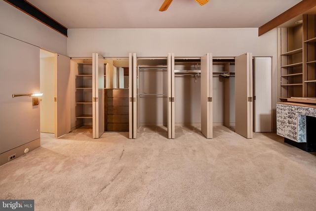 2300 S CEDAR CREST BLVD, Allentown, PA 18103