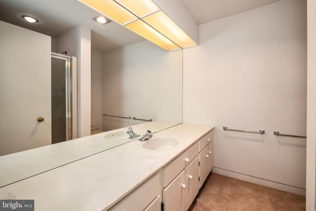 2300 S CEDAR CREST BLVD, Allentown, PA 18103