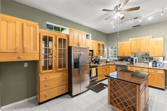 1717 ARABIAN LANE, Palm Harbor, FL 34685