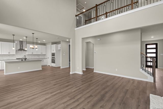 127 Highland Park, Castroville, TX 78009