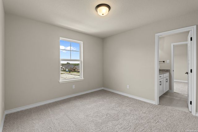 127 Highland Park, Castroville, TX 78009