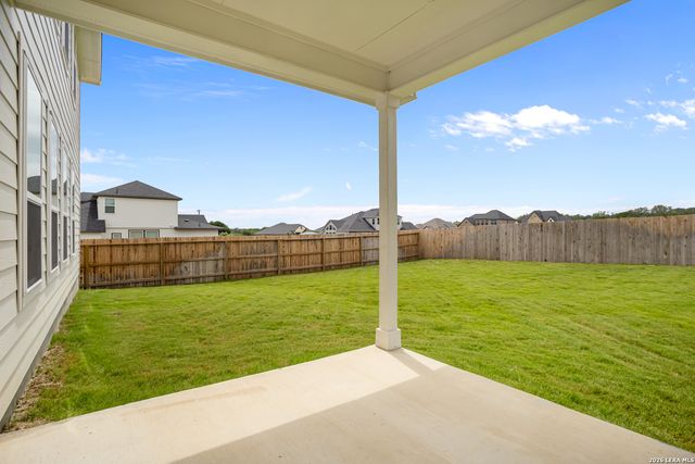 127 Highland Park, Castroville, TX 78009