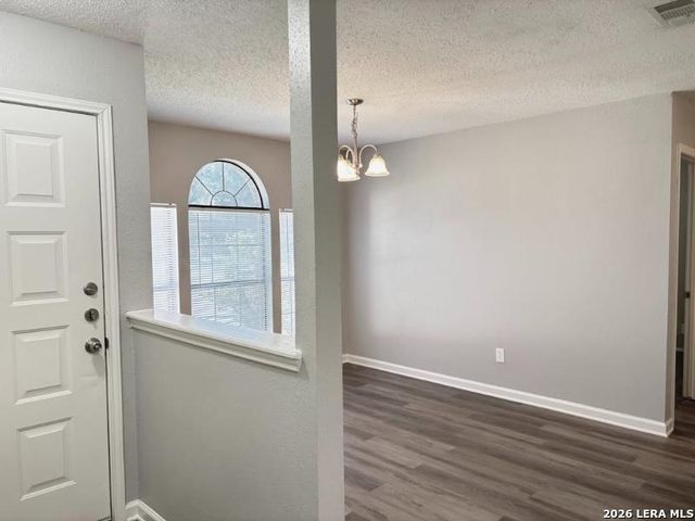 4903 WREN LK, San Antonio, TX 78244