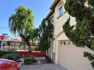 8501 Browns Creek, Canoga Park, CA 91304