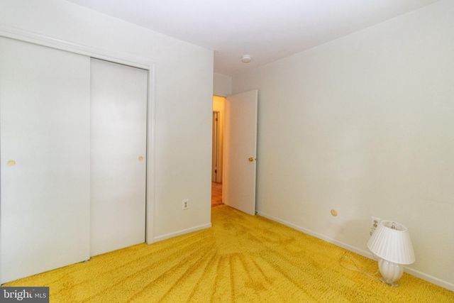 932 KINGS CRFT, Cherry Hill, NJ 08034