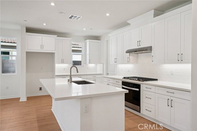 73564 Raphael Drive, Palm Desert, CA 92211