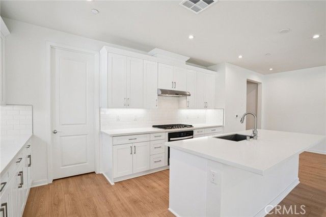 73564 Raphael Drive, Palm Desert, CA 92211