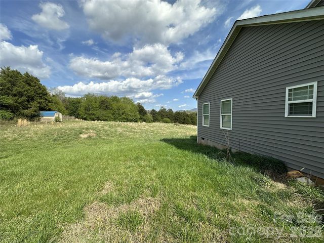 5149 Deer Meadow Lane, Morganton, NC 28655