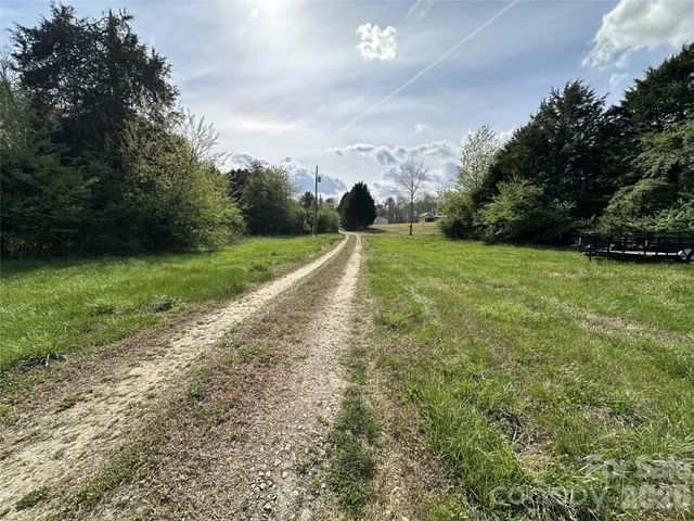 5149 Deer Meadow Lane, Morganton, NC 28655