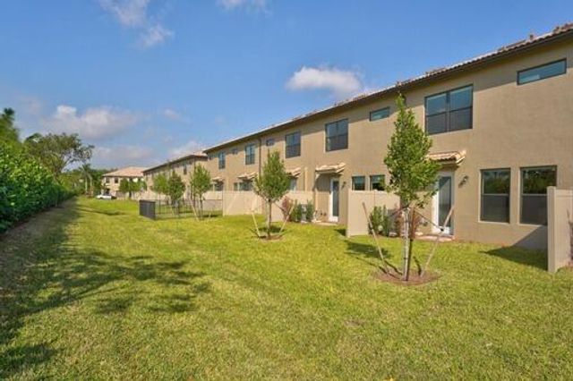 8632 Escue Street, Lake Worth, FL 33467