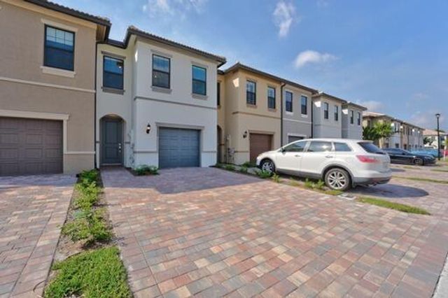 8632 Escue Street, Lake Worth, FL 33467
