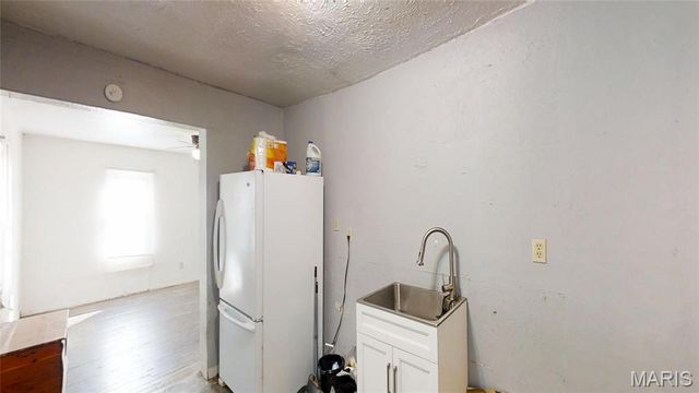 701 White Avenue, Greenville, IL 62246