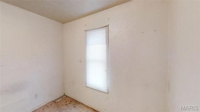 701 White Avenue, Greenville, IL 62246