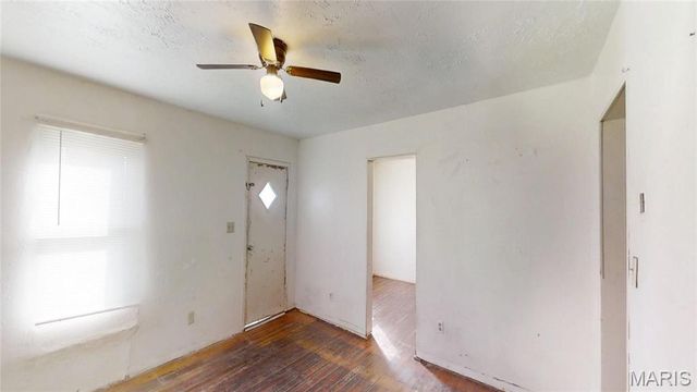 701 White Avenue, Greenville, IL 62246