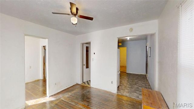 701 White Avenue, Greenville, IL 62246