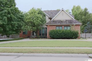 16623 Howard Circle, Omaha, NE 68118