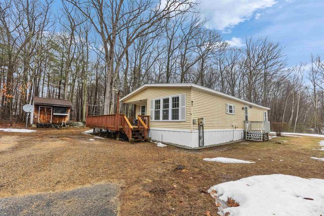 28 Willow Terrace, Loudon, NH 03307