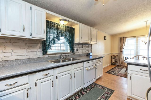 28 Willow Terrace, Loudon, NH 03307