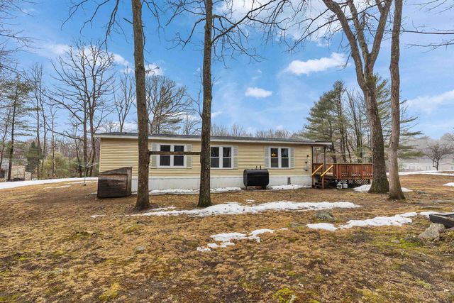 28 Willow Terrace, Loudon, NH 03307