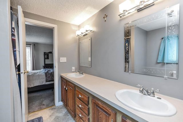 28 Willow Terrace, Loudon, NH 03307