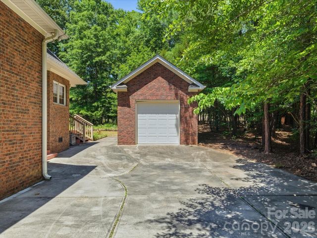 707 Mayfield Court, Fort Mill, SC 29715
