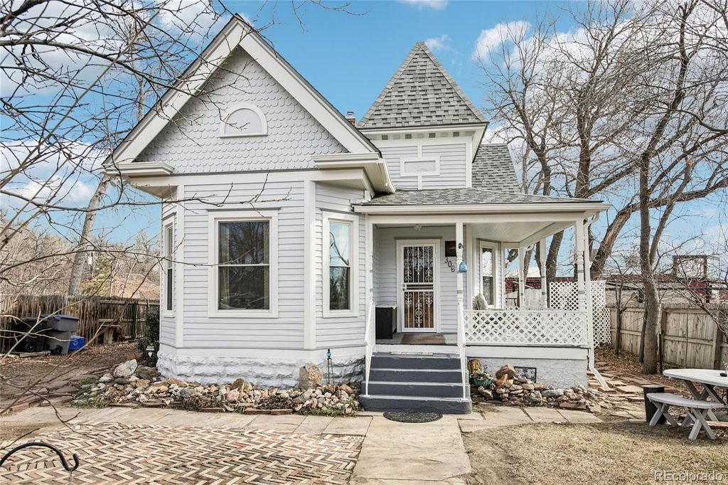 306 Collyer Street, Longmont, CO 80501