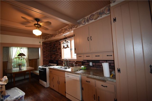 12244 Lisbon Road, Salem, OH 44460