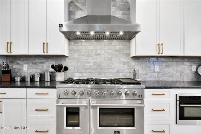 121 Summerset Landing, Hampstead, NC 28443