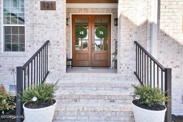 121 Summerset Landing, Hampstead, NC 28443