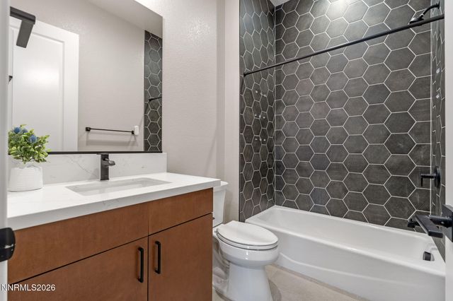 5418 Side Saddle Trail, Reno, NV 89511