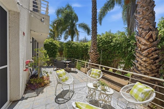943 14th Street 101, Santa Monica, CA 90403