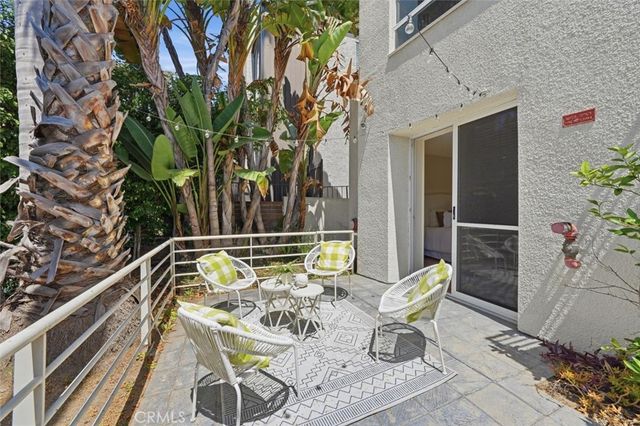 943 14th Street 101, Santa Monica, CA 90403
