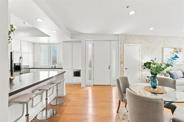 943 14th Street 101, Santa Monica, CA 90403