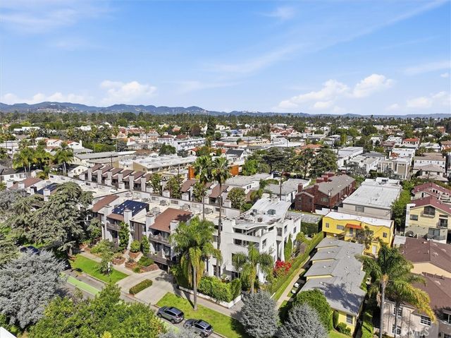 943 14th Street 101, Santa Monica, CA 90403