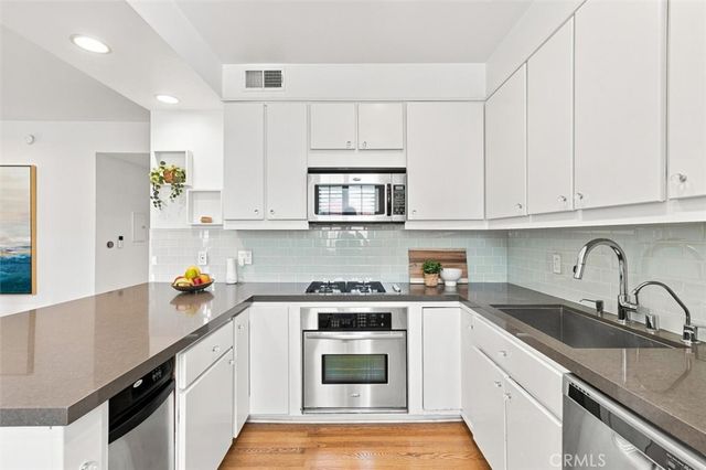 943 14th Street 101, Santa Monica, CA 90403