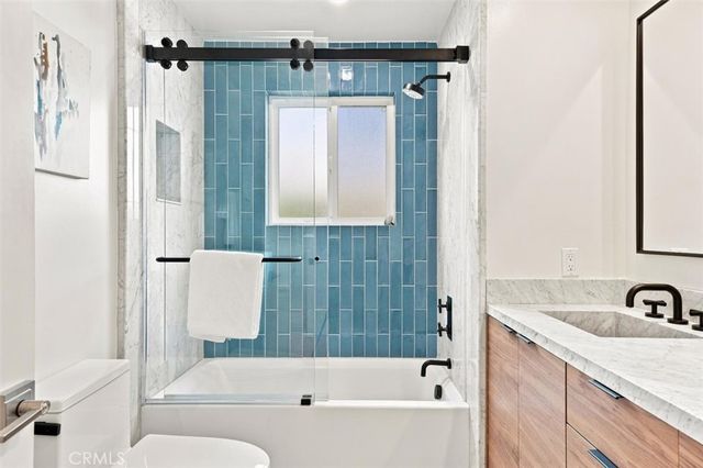 943 14th Street 101, Santa Monica, CA 90403