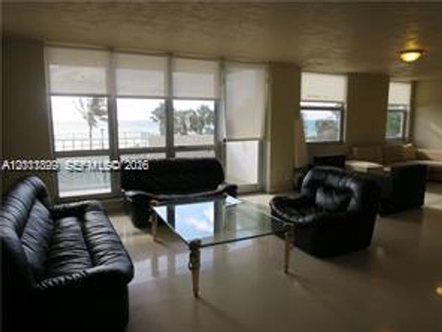 1912 S Ocean Dr 3D, Hallandale Beach, FL 33009